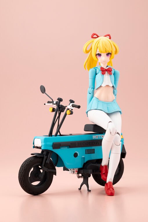 KP836 BUSTER DOLL KNIGHT Alice with Honda AB12 MOTOCOMPO - Image 3